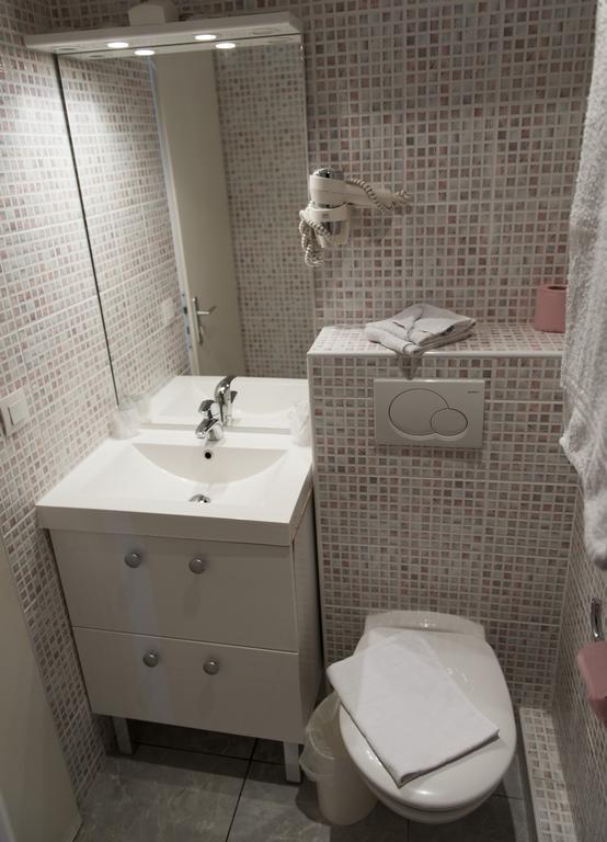 Vendome Hotel